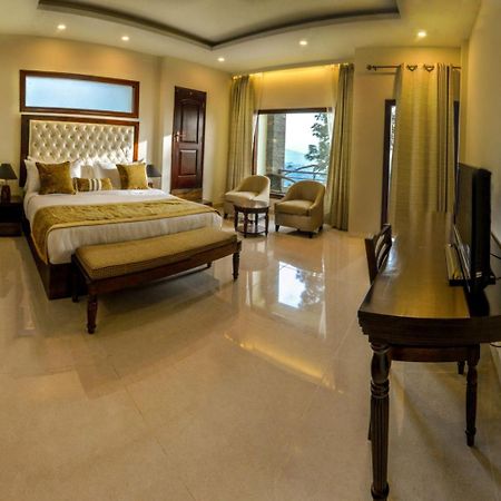 Imperial Heights Hotel Almora Kültér fotó
