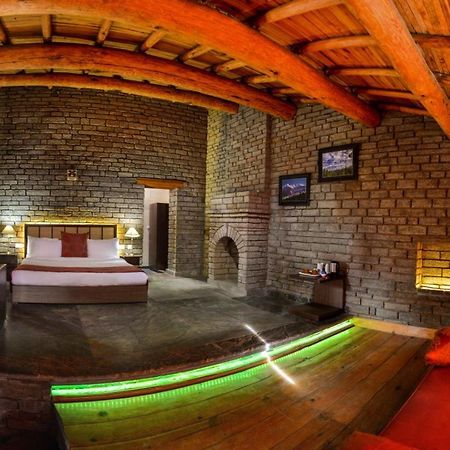 Imperial Heights Hotel Almora Kültér fotó
