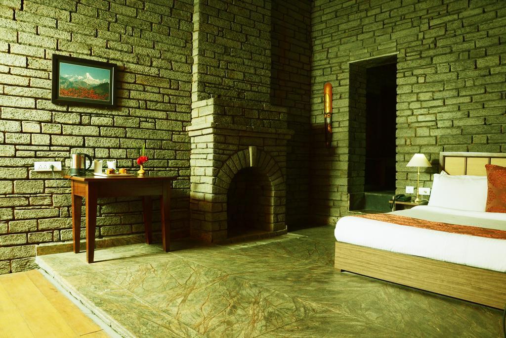 Imperial Heights Hotel Almora Kültér fotó