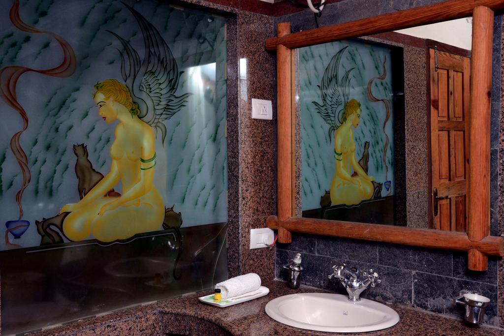 Imperial Heights Hotel Almora Kültér fotó