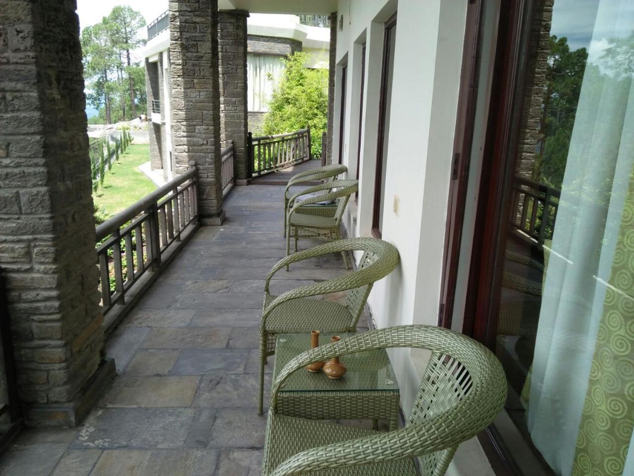Imperial Heights Hotel Almora Kültér fotó